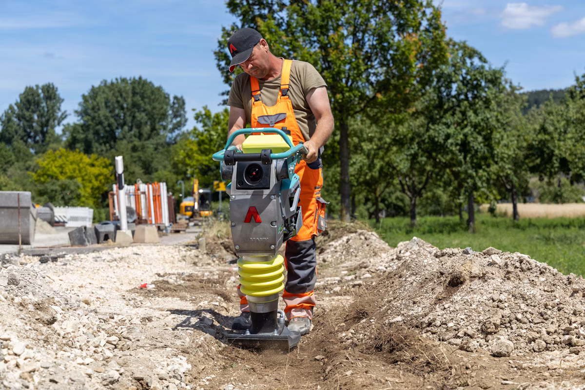 Professional soil compaction rammer